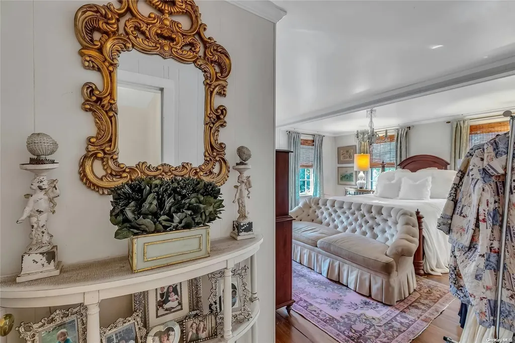 10 Maple Street Islip NY 11751