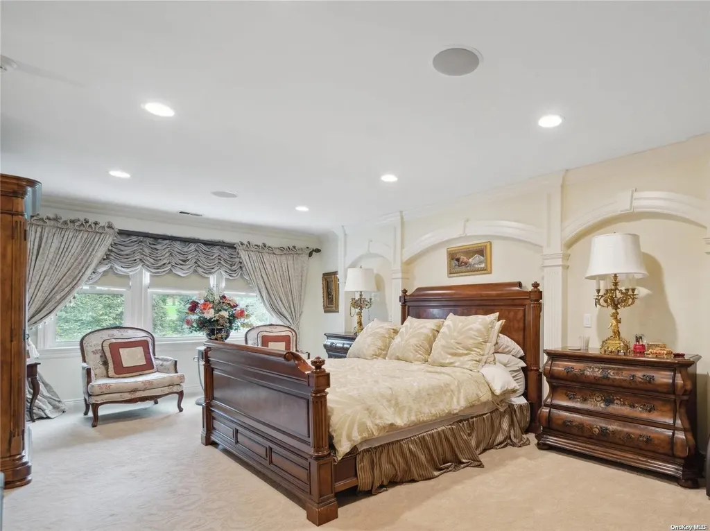 52 Fairway Drive Manhasset NY 11030