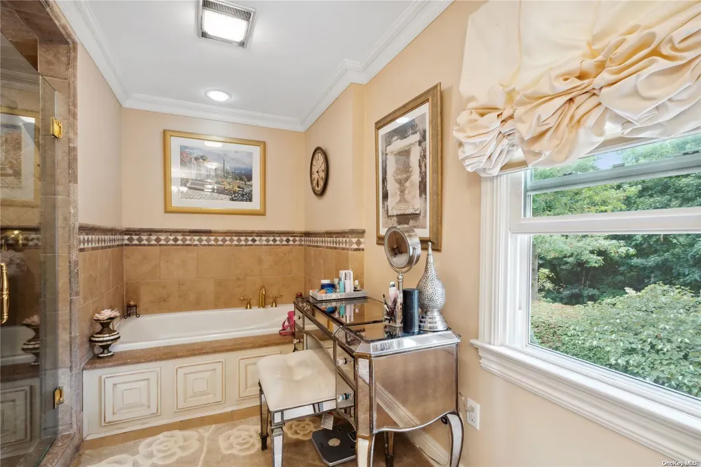 52 Fairway Drive Manhasset NY 11030