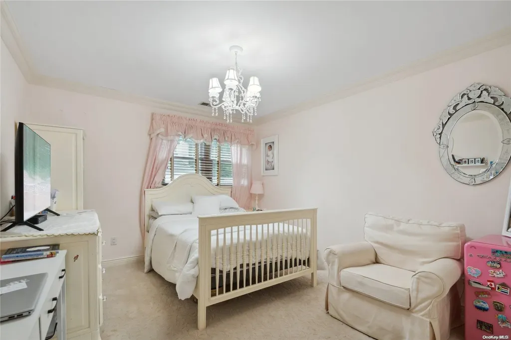 52 Fairway Drive Manhasset NY 11030