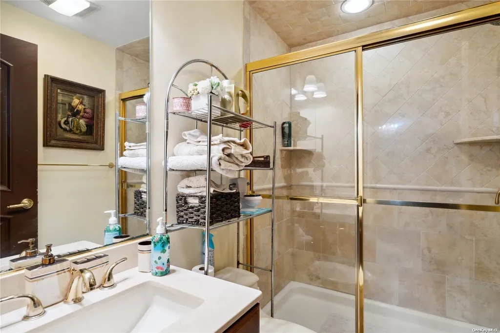52 Fairway Drive Manhasset NY 11030
