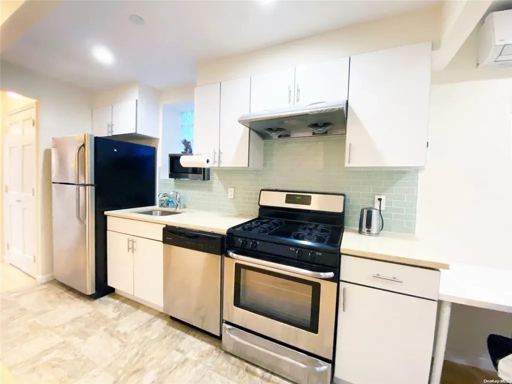 143-28 41st Avenue Flushing NY 11355
