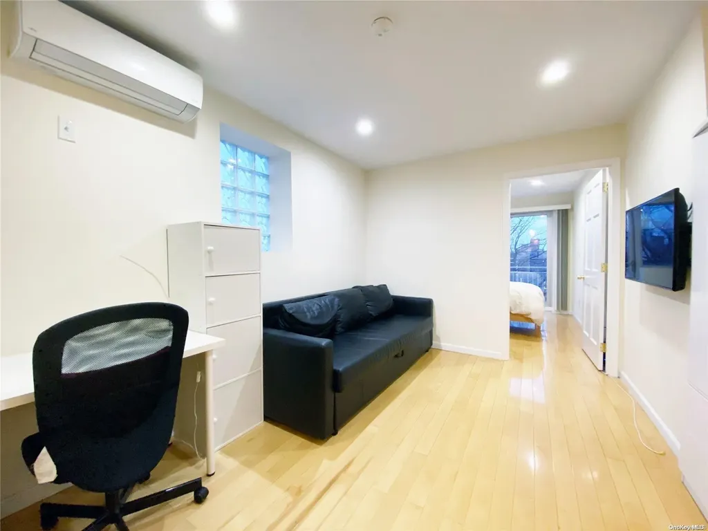 143-28 41st Avenue Flushing NY 11355