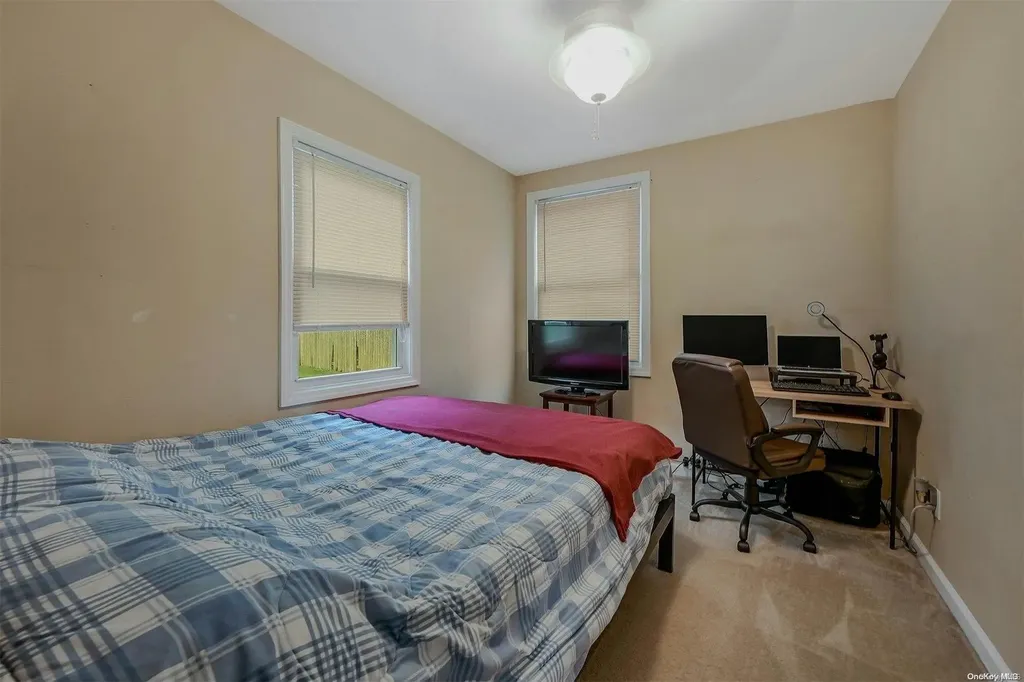 57 W End Avenue Shirley NY 11967