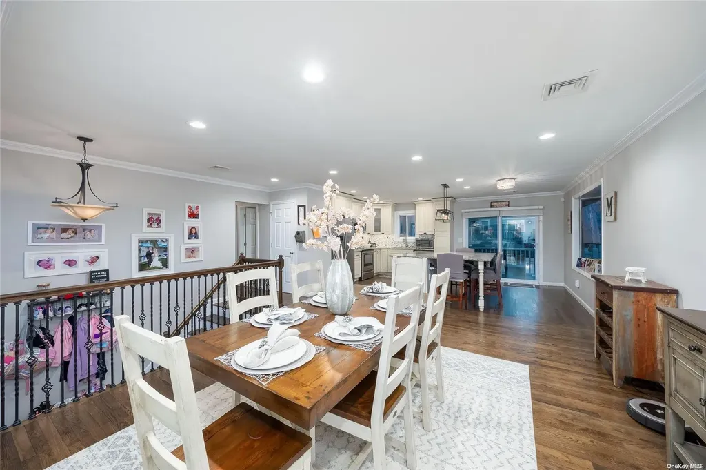 2735 Len Drive Bellmore NY 11710