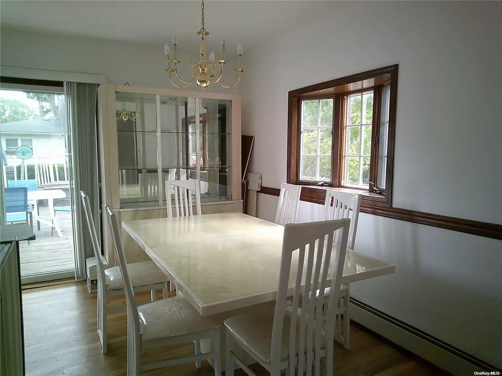 262 Waldo Street Copiague NY 11726