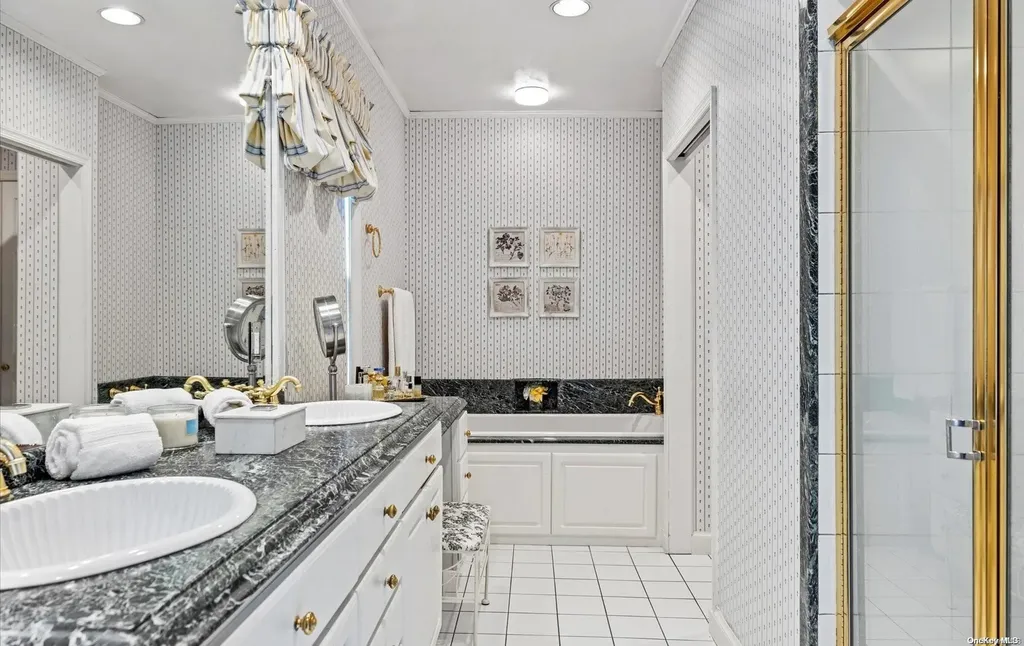 148 Cold Spring Road Syosset NY 11791