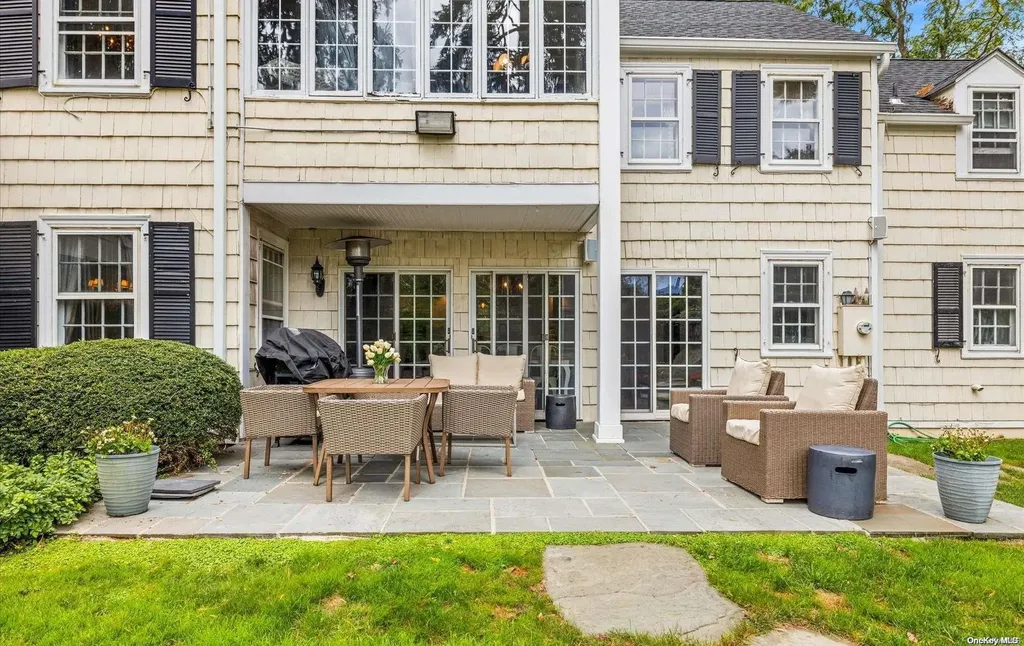 148 Cold Spring Road Syosset NY 11791