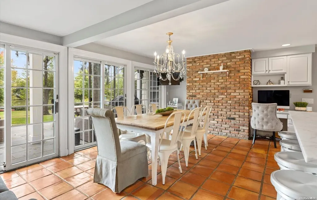 148 Cold Spring Road Syosset NY 11791
