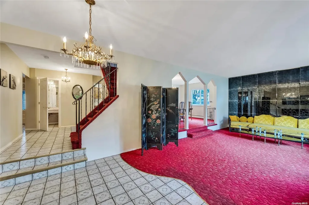 65 Primrose Lane Kings Park NY 11754