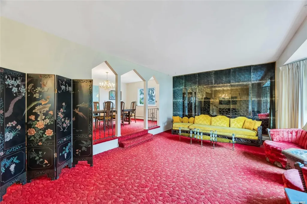 65 Primrose Lane Kings Park NY 11754