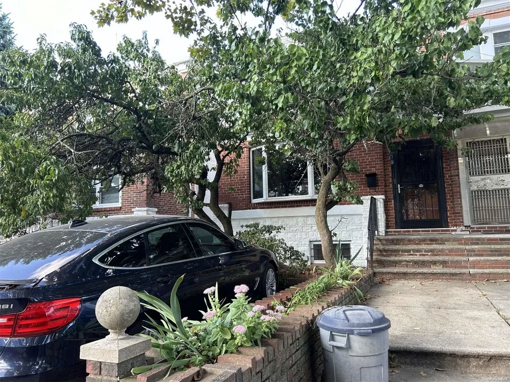 2139 66th Street Brooklyn NY 11204