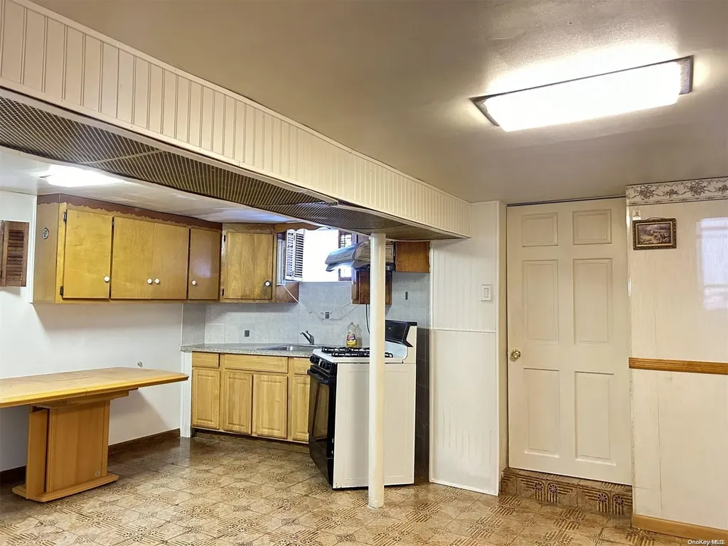 2139 66th Street Brooklyn NY 11204