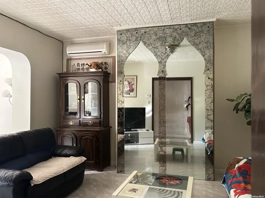 2139 66th Street Brooklyn NY 11204