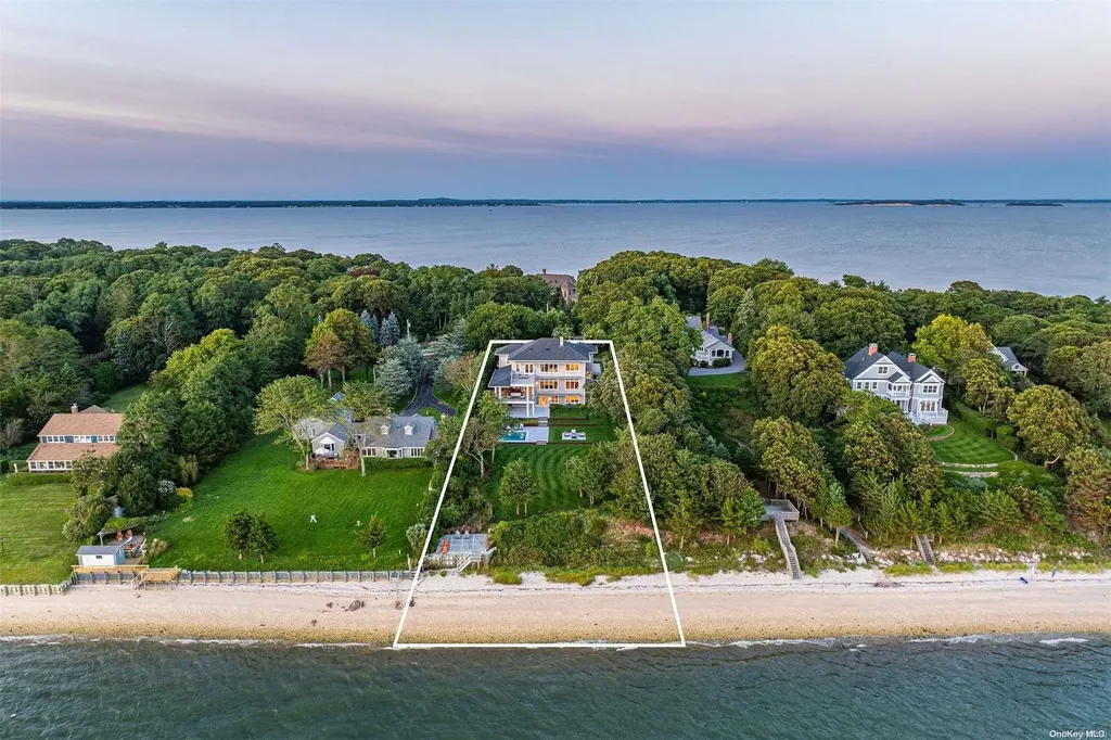 9820 Nassau Point Road Cutchogue NY 11935