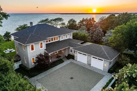 9820 Nassau Point Road Cutchogue NY 11935