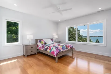 9820 Nassau Point Road Cutchogue NY 11935