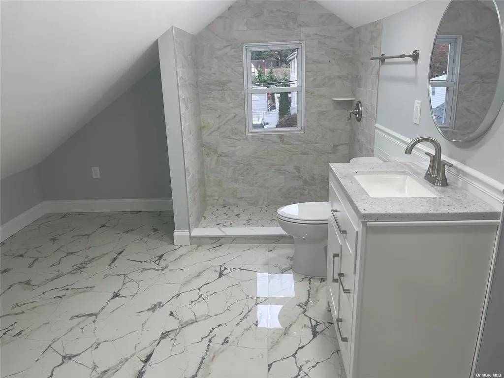 37 Orchard Street Merrick NY 11566