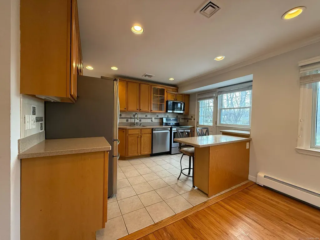 4 Edna Drive Syosset NY 11791