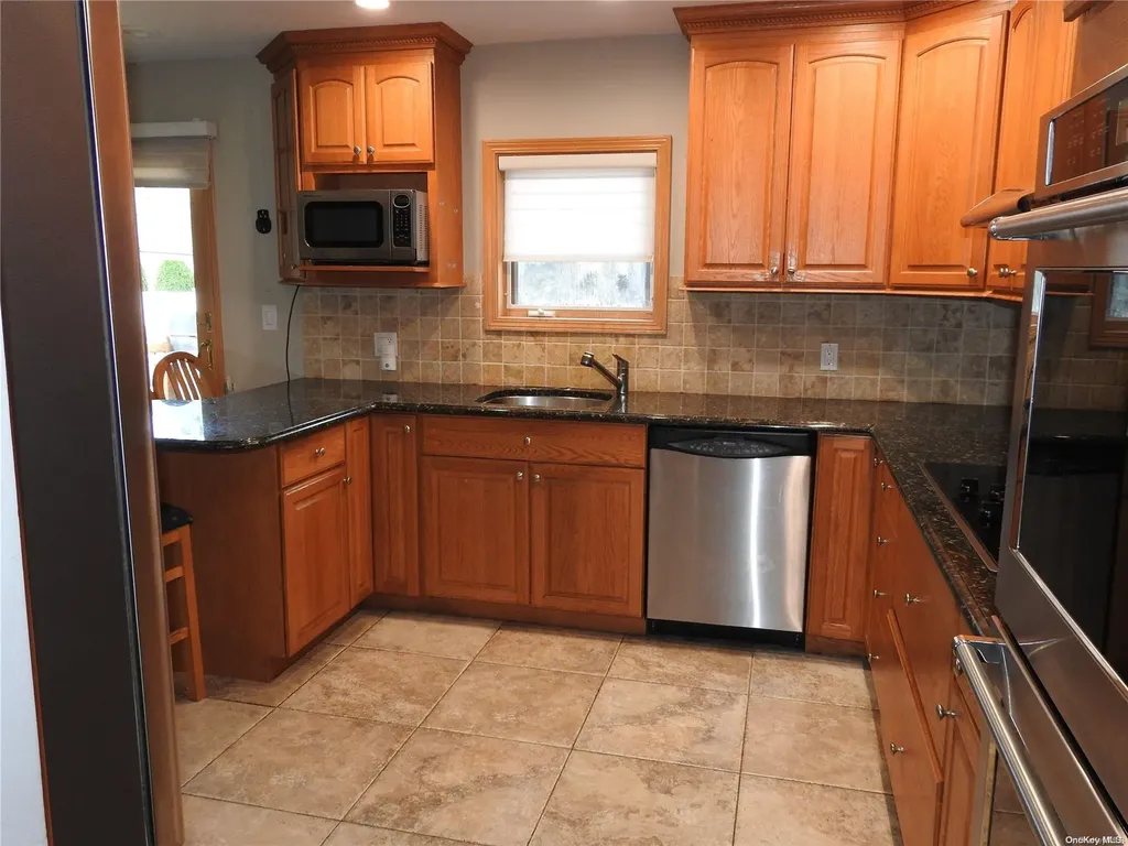 26 Julliard Drive Plainview NY 11803