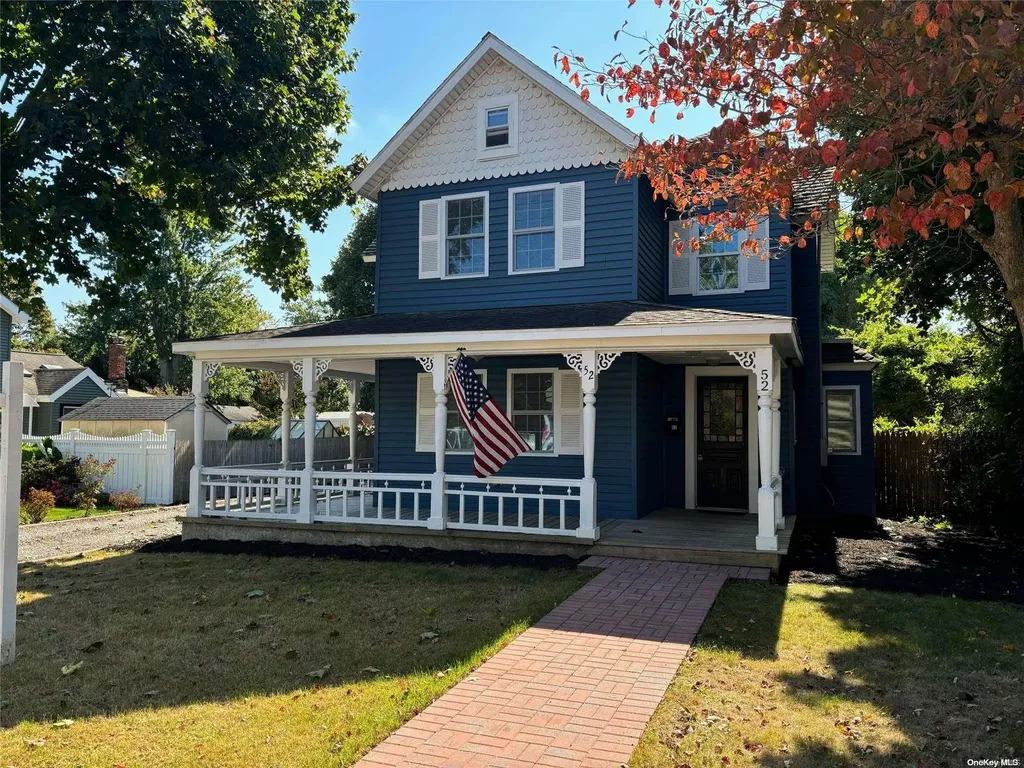 52 Carman Street Patchogue NY 11772