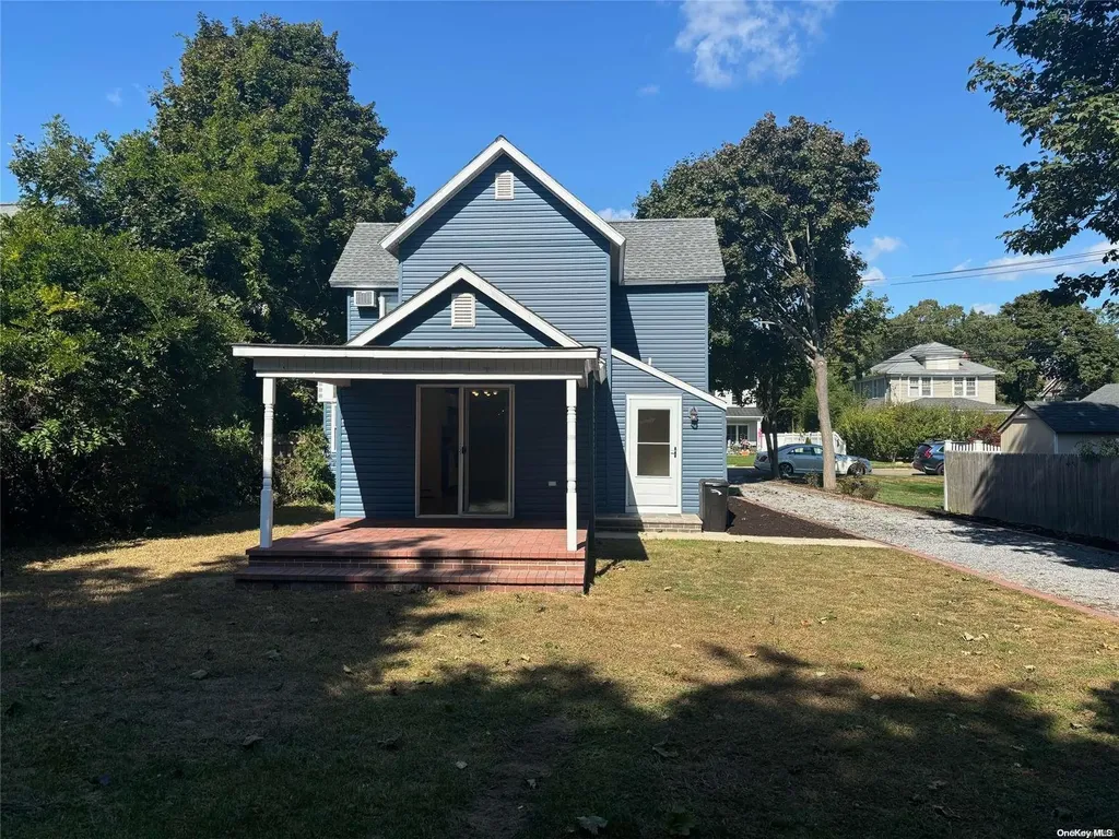 52 Carman Street Patchogue NY 11772