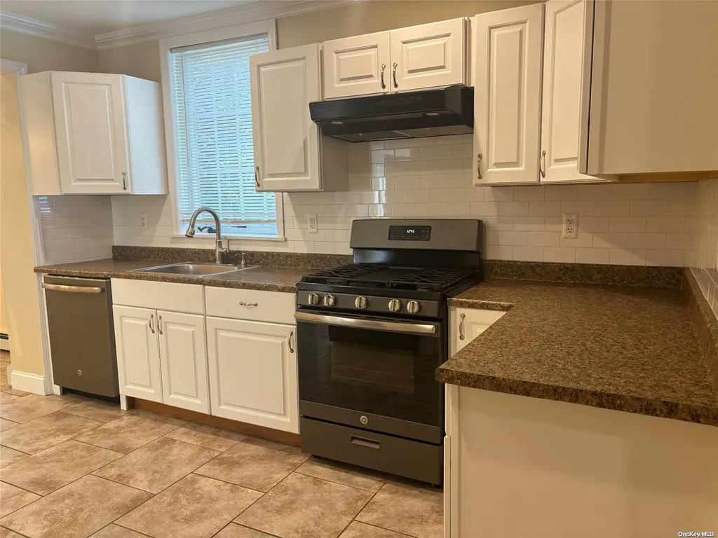52 Carman Street Patchogue NY 11772