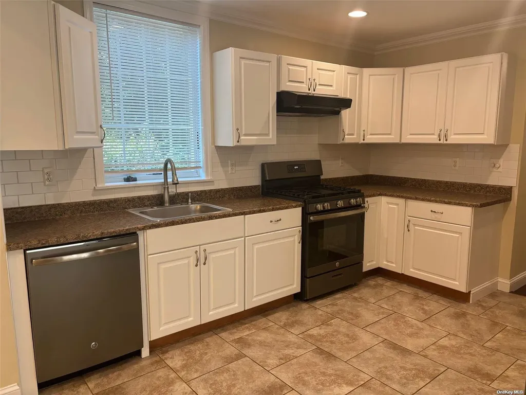 52 Carman Street Patchogue NY 11772