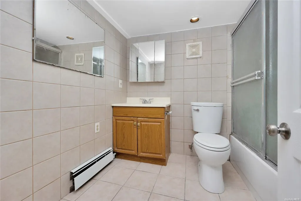 902 3rd Street West Babylon NY 11704