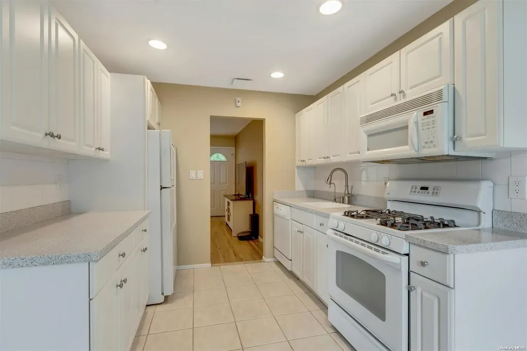 7 Partridge Drive Commack NY 11725
