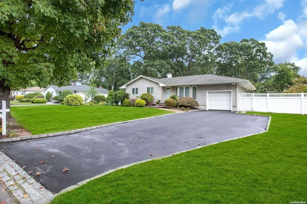 7 Partridge Drive Commack NY 11725