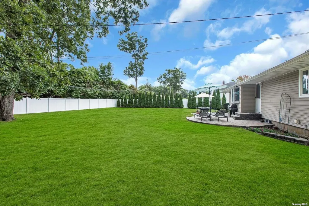 7 Partridge Drive Commack NY 11725