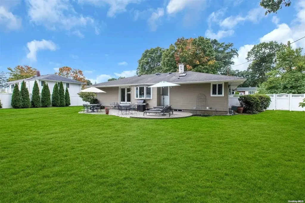 7 Partridge Drive Commack NY 11725