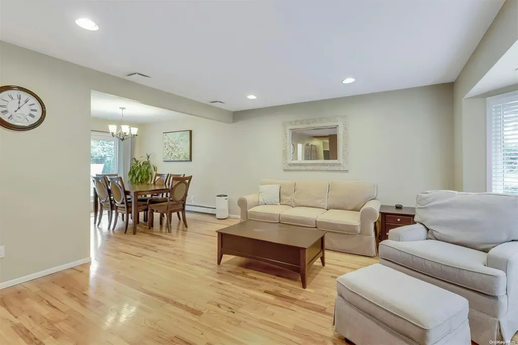 7 Partridge Drive Commack NY 11725