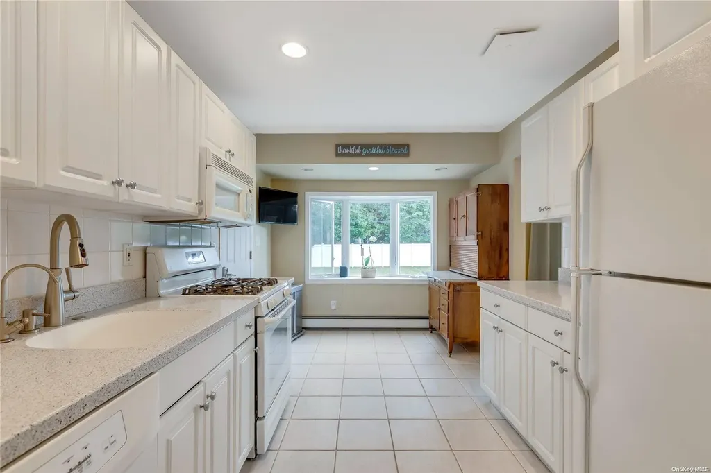 7 Partridge Drive Commack NY 11725