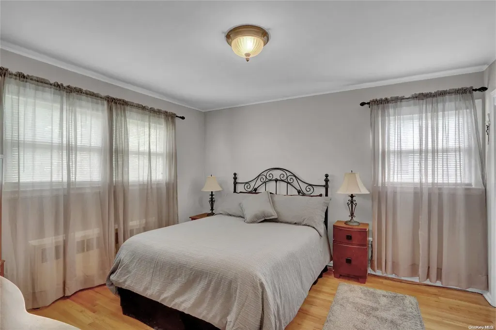 163 Hamilton Avenue Massapequa NY 11758