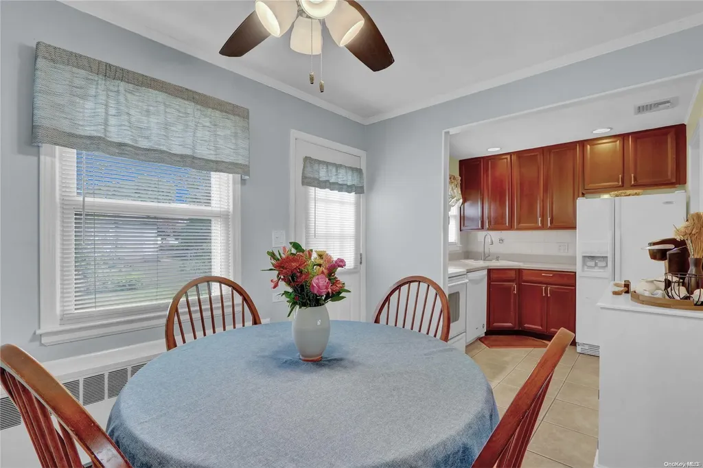 163 Hamilton Avenue Massapequa NY 11758