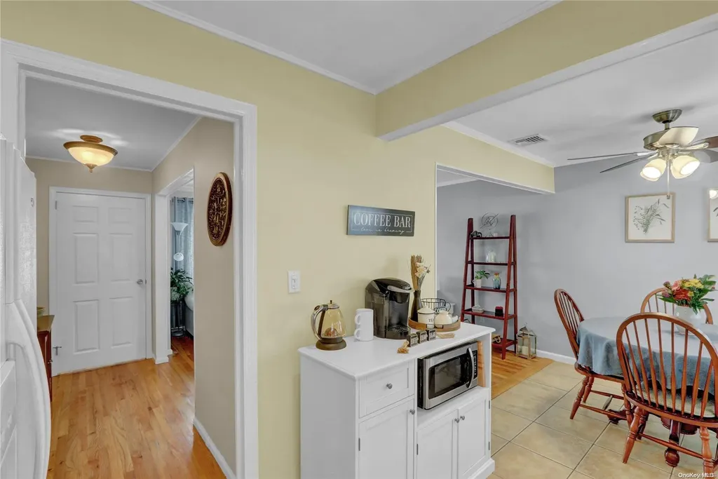 163 Hamilton Avenue Massapequa NY 11758