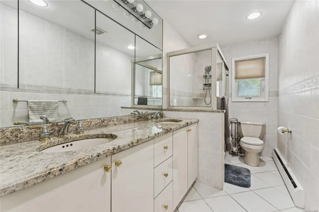 38 Sagamore Way S Jericho NY 11753