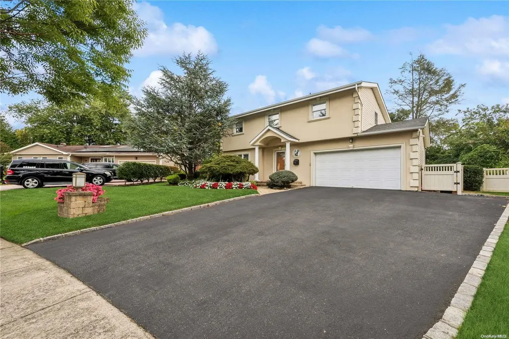 38 Sagamore Way S Jericho NY 11753