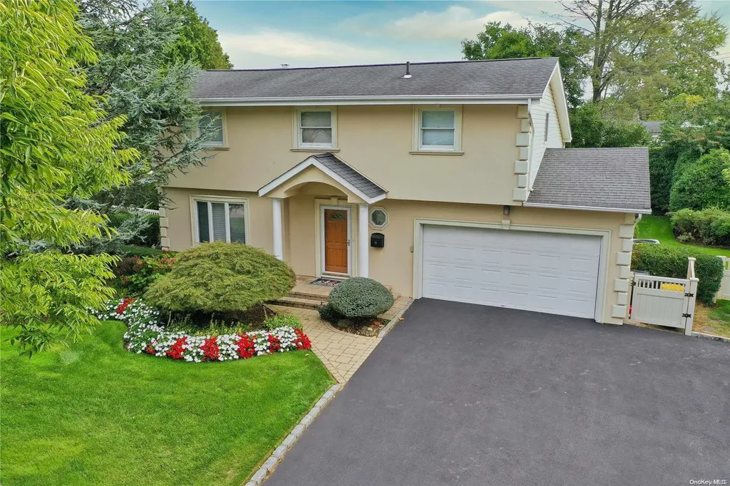 38 Sagamore Way S Jericho NY 11753