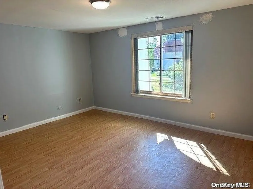 685 Blue Ridge Drive Medford NY 11763