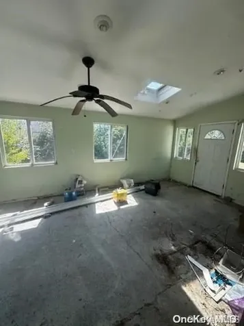 38 Melody Lane Amityville NY 11701