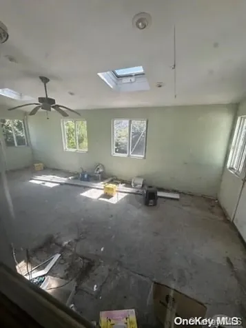 38 Melody Lane Amityville NY 11701