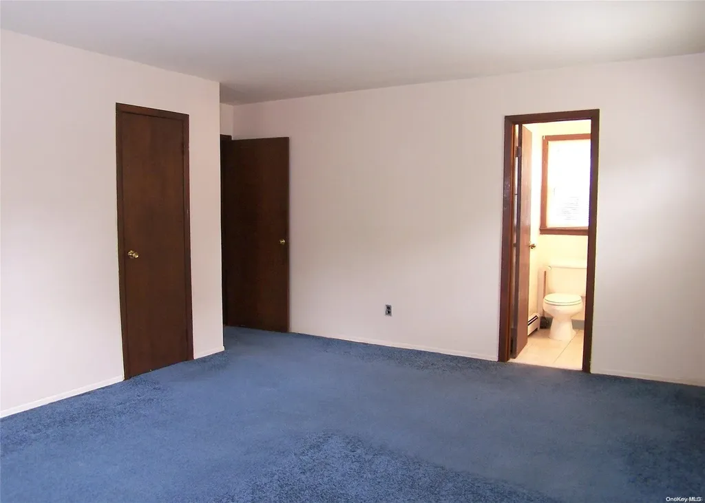 14 Champlin Street Ronkonkoma NY 11779