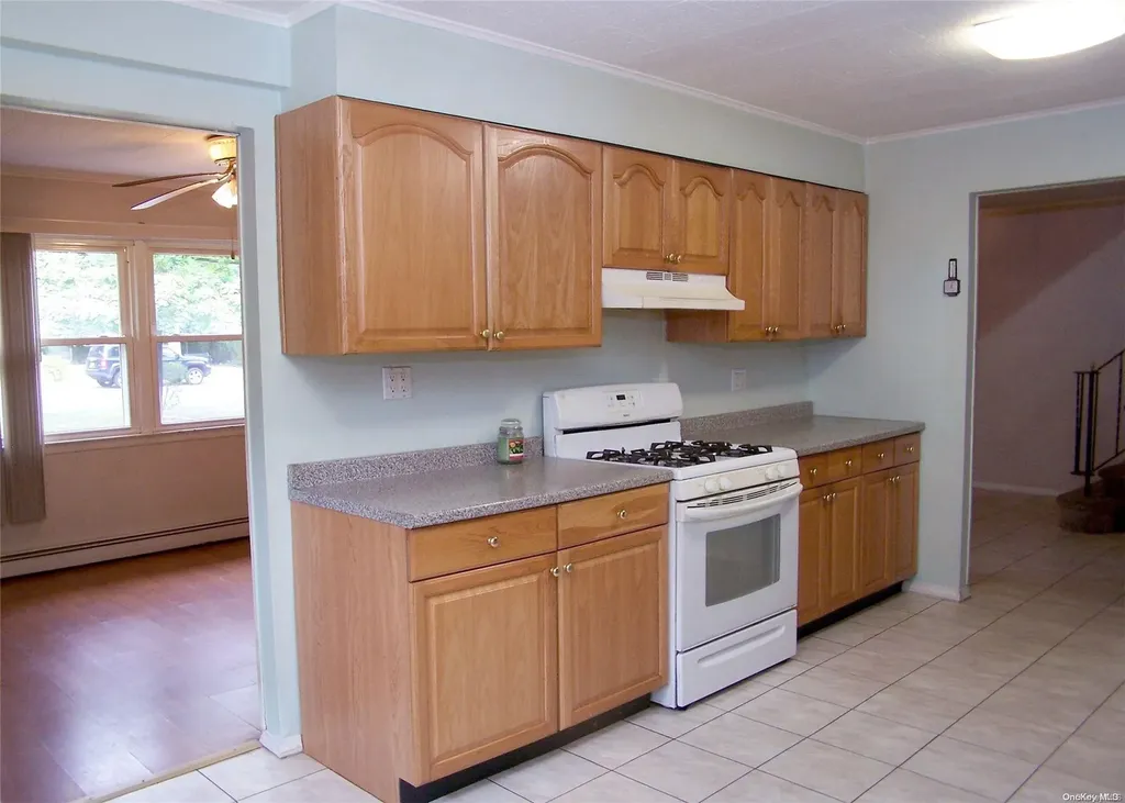 14 Champlin Street Ronkonkoma NY 11779