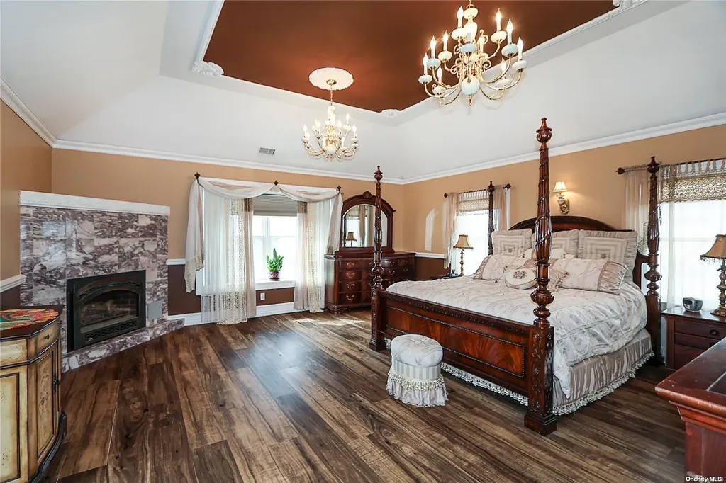 462 W Beech Street Long Beach NY 11561