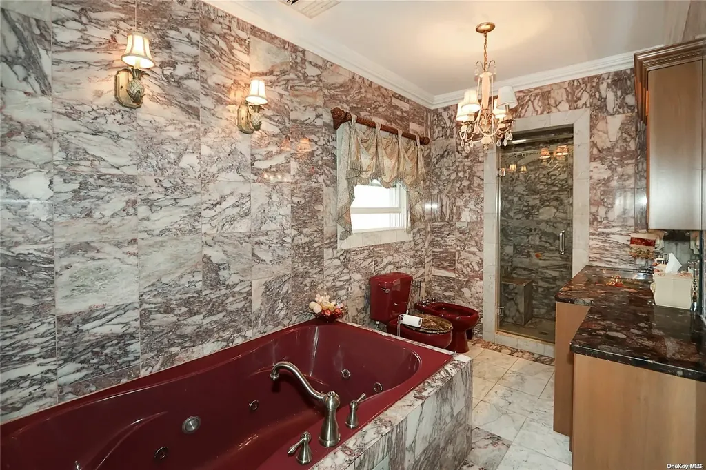 462 W Beech Street Long Beach NY 11561