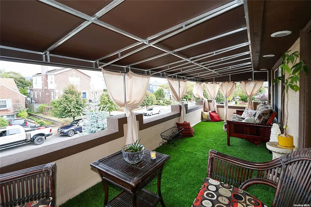 462 W Beech Street Long Beach NY 11561