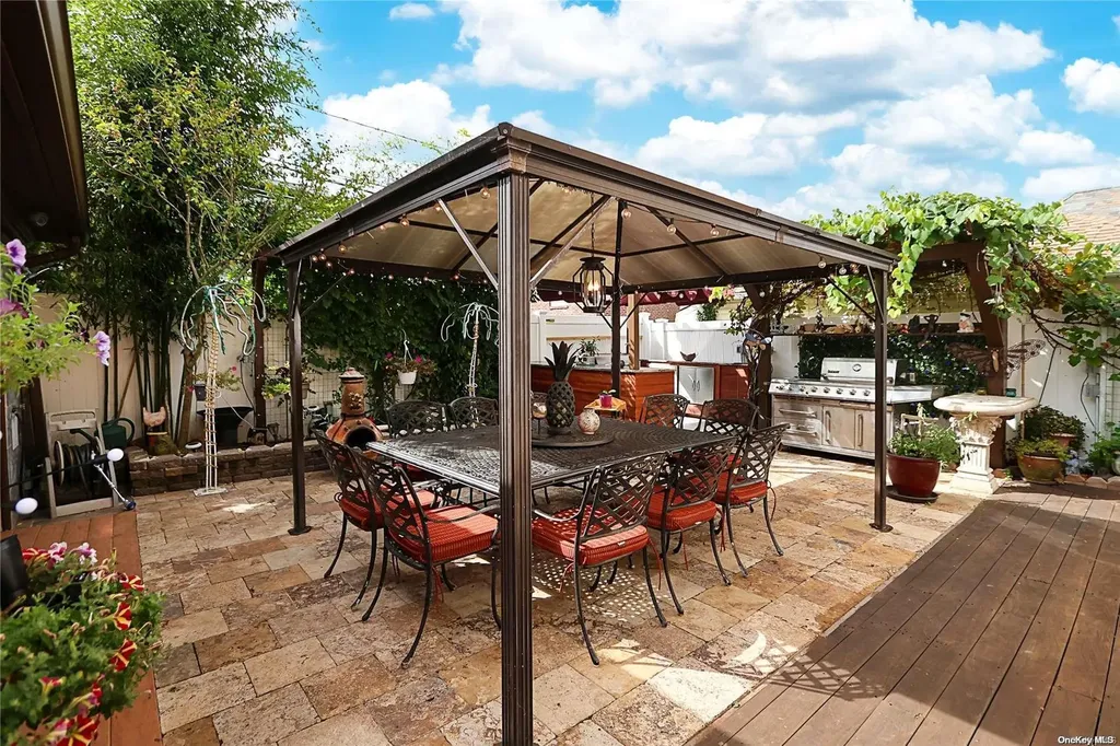 462 W Beech Street Long Beach NY 11561